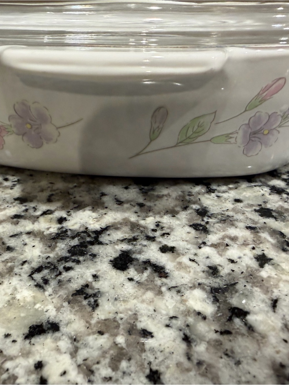 vintage Corning Ware 1-liter casserole dish in the Pastel Bouquet - Picture 4 of 8